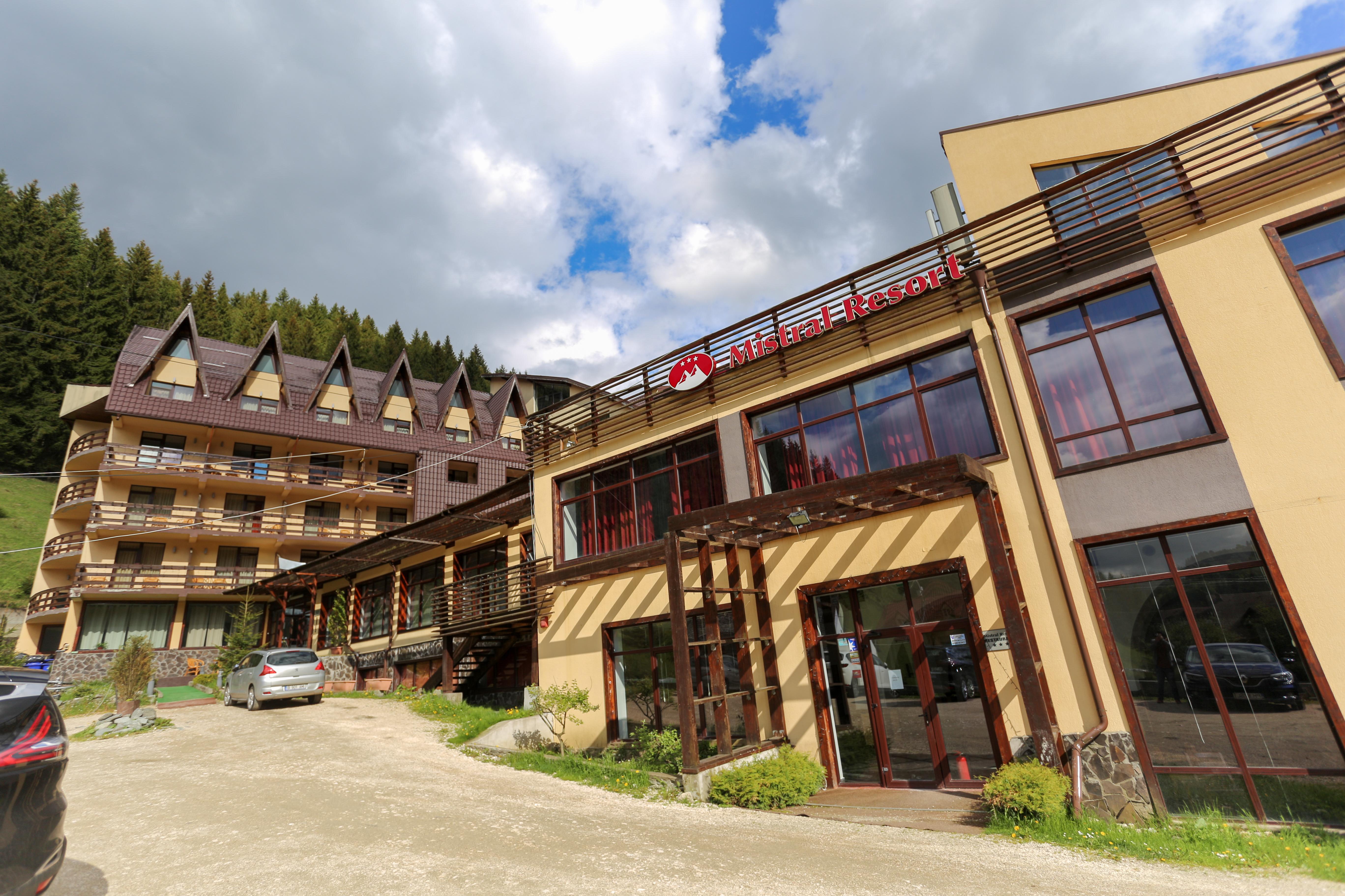 Mistral Resort Моєчу-де-Сус Екстер'єр фото