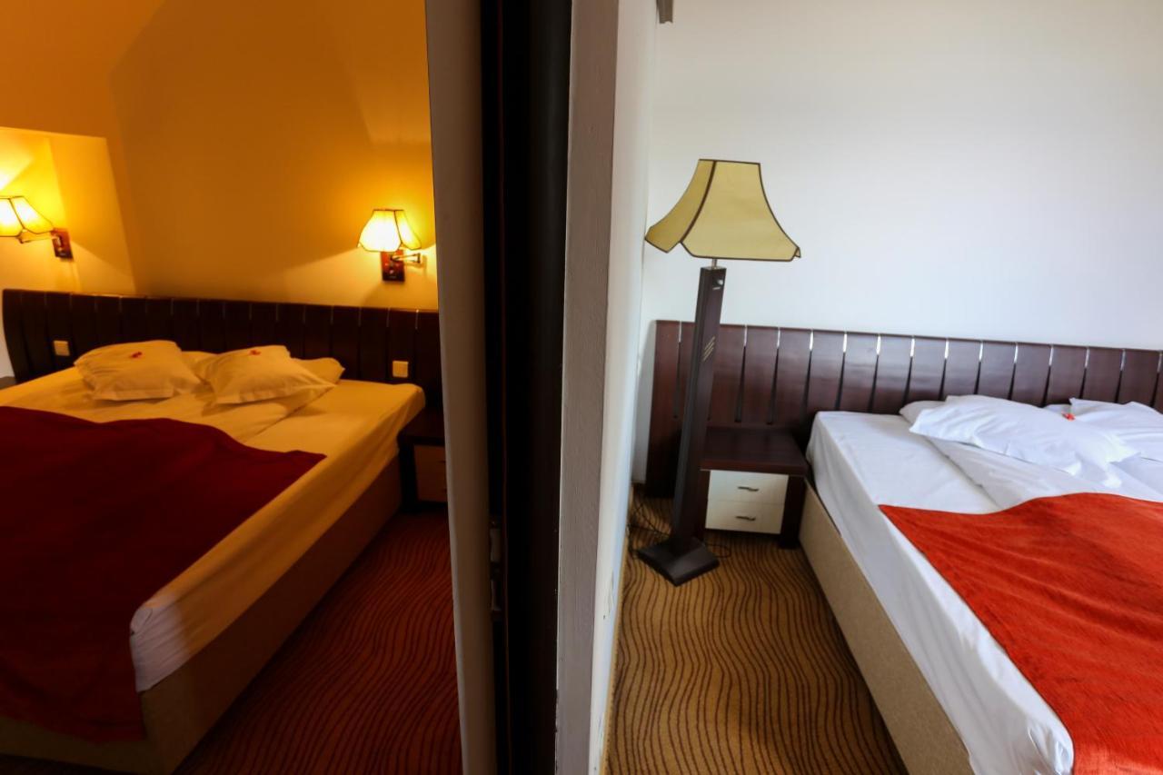 Mistral Resort Моєчу-де-Сус Екстер'єр фото